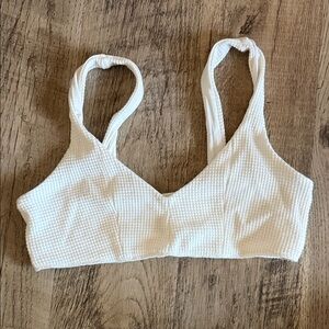 ALO Yoga White Textured Bralette